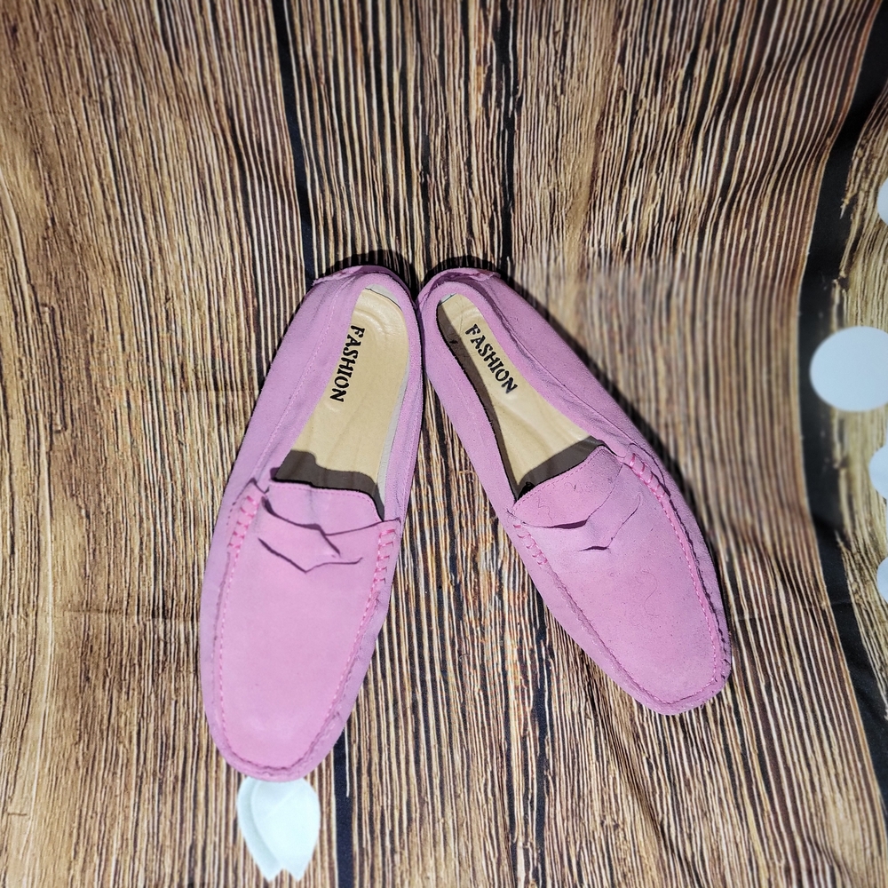 Pink Slip-On Loafers with Minimalist Design
